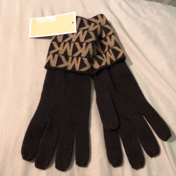 Michael Kors Accessories - Michael Kors gloves